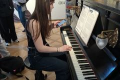 0a162540-2a96-4988-9655-e58891c5011b